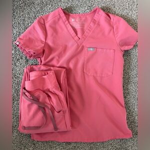 Figs XXS Pink Scrub Set